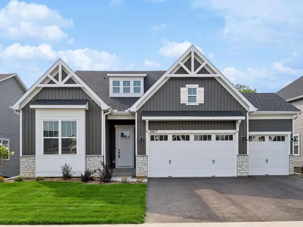 9977 Jack Pine Ln, Rogers, MN 55374
