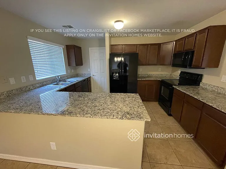 42939 W Jeremy St — Photo 6