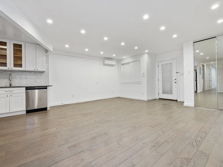 52 Ludlow St #GARDEN — Photo 4