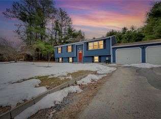 10 Debra Dr, Richmond, RI 02812