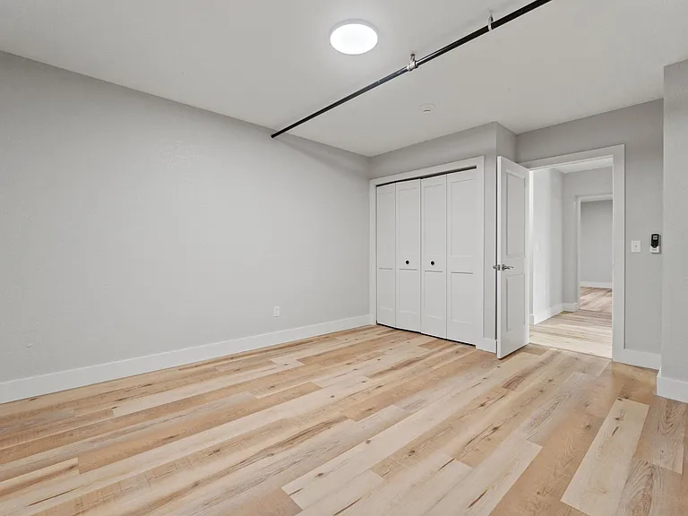 435 Ann St #F — Photo 9