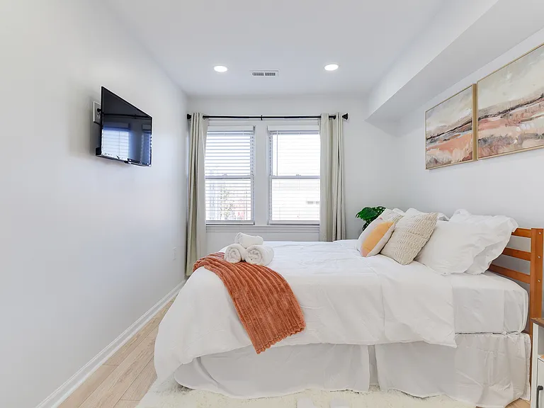 1255 Raum St NE #1 — Photo 5