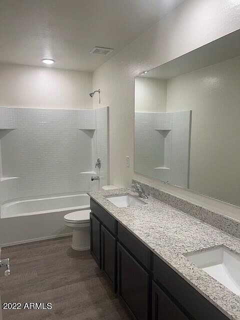 2nd image of 1524 E Saladino Dr