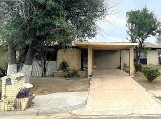 412 Peach Tree Ln #B, Laredo, TX 78041