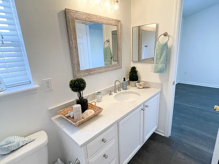 201 Yellow Hawthorn Cir — Photo 15