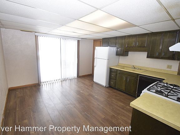 5th image of 400 W 70th Pl APT 4