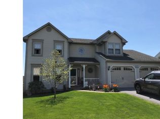 203 Sigma Ct, Wernersville, PA 19565