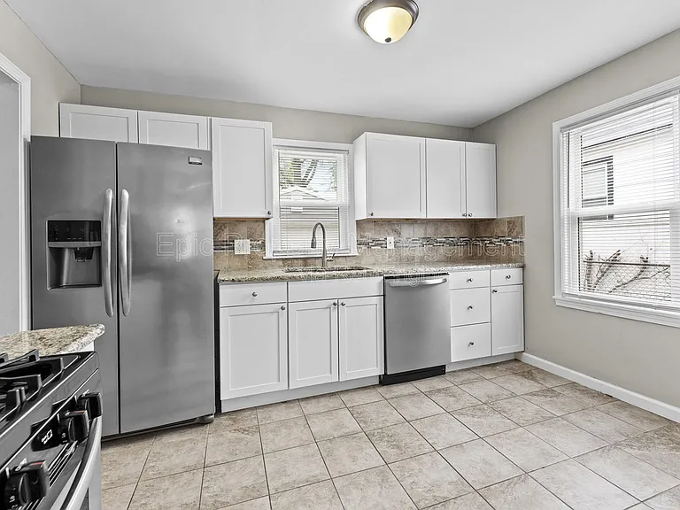 14489 Agnes St — Photo 4