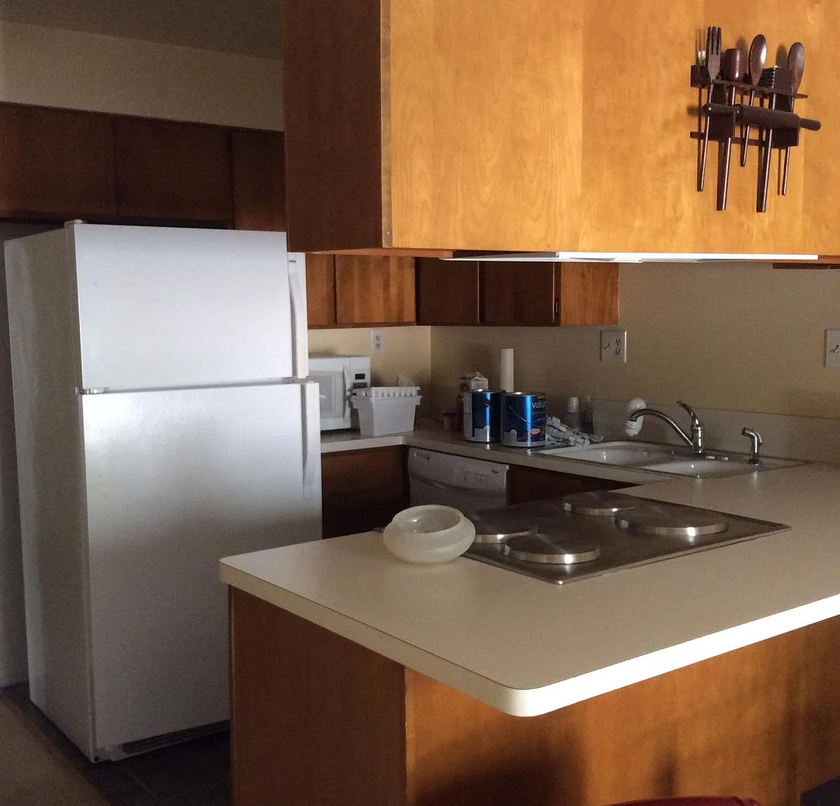 2 bed, 1.5 bath, 1008 sqft, $1,200 — Photo 2
