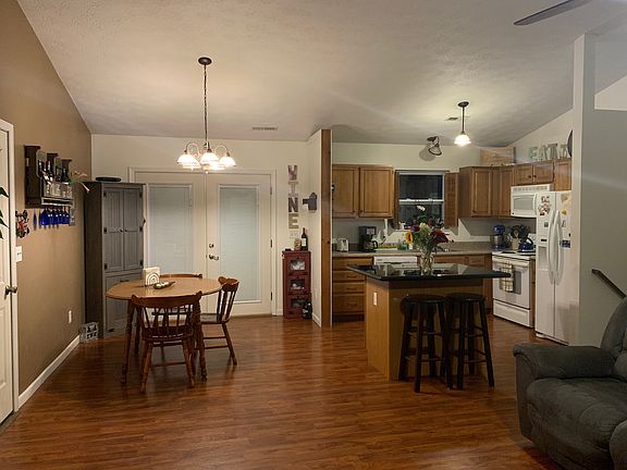 5th image of 9318 Arrowcreek Dr