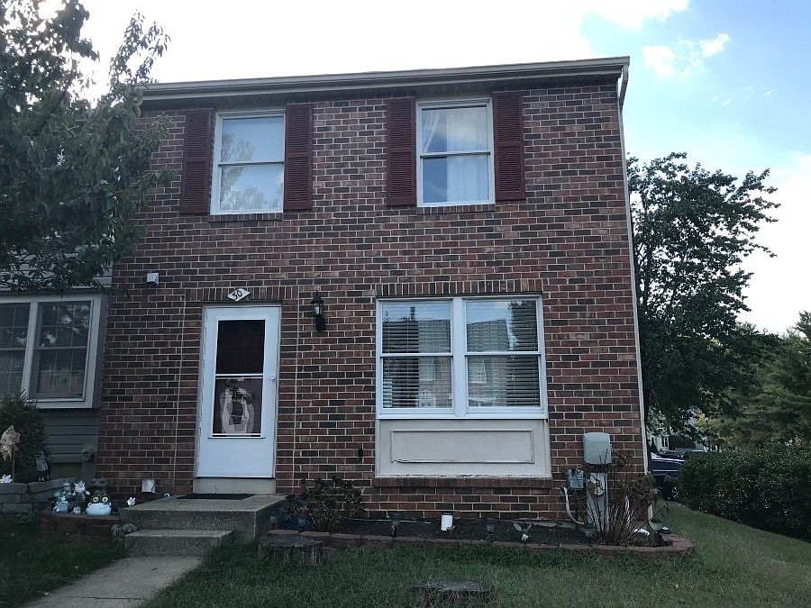 1st image of 30 Crosswood Ct