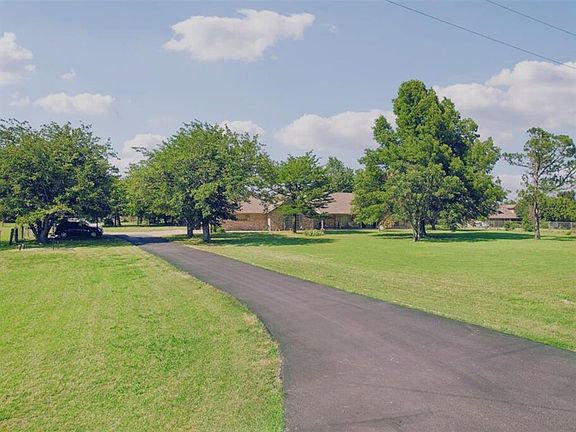 4th image of 4801 SE 139th St