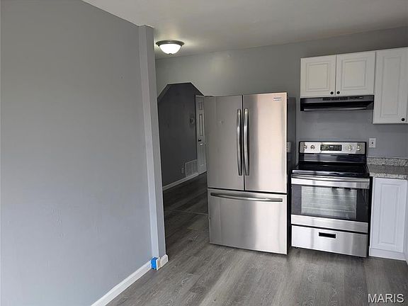 2nd image of 10544 Decker Ave