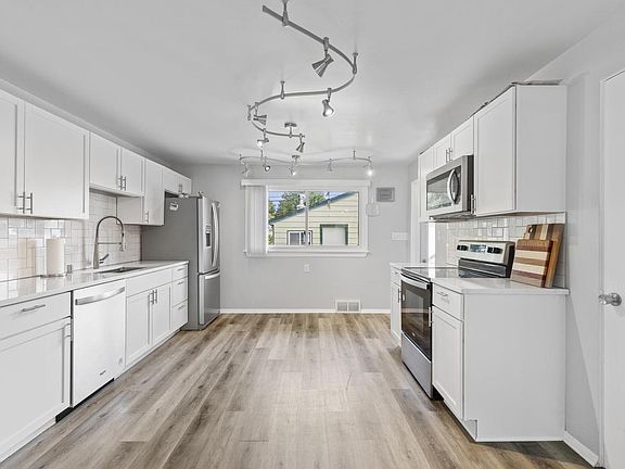 4th image of 2903 Wedemeyer STREET