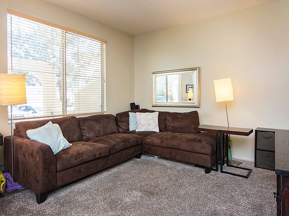 5th image of 22753 Lennon Ct