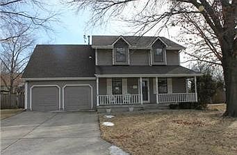 1st image of 2829 S Sweet Briar Dr