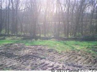 13 Deer Meadow Ln, Petersburg, IL 62675