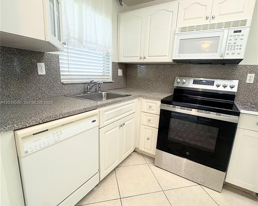 1st image of 9660 Sunrise Lakes Blvd APT 202