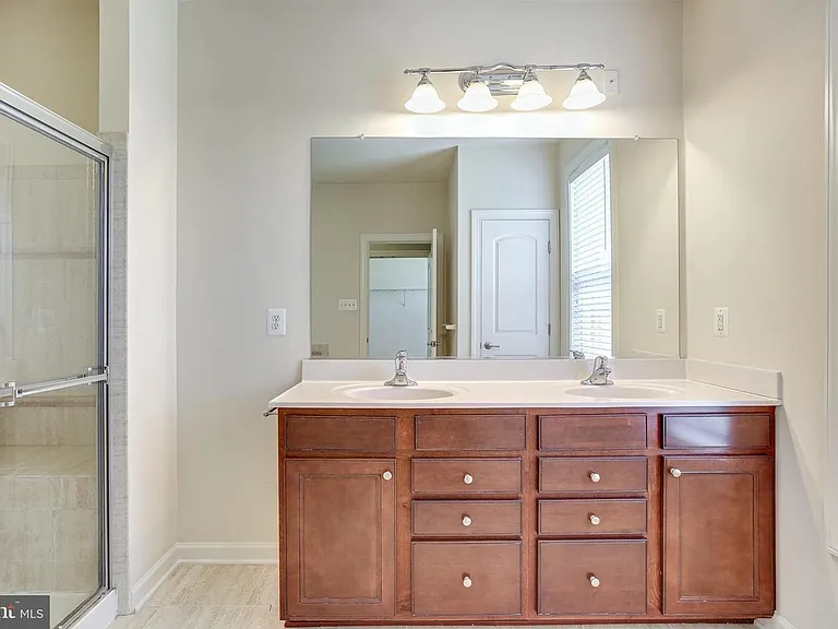 446 Whetstone Glen St — Photo 17