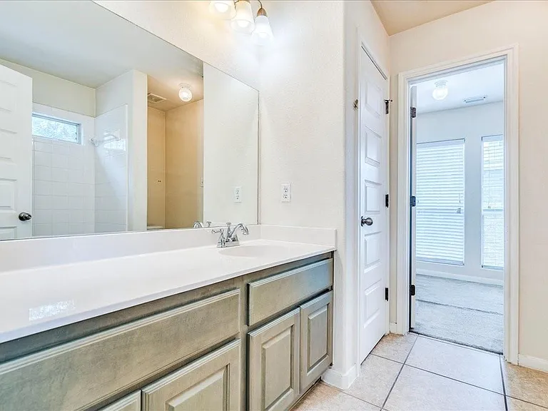 2924 Bond Dr #4C — Photo 19