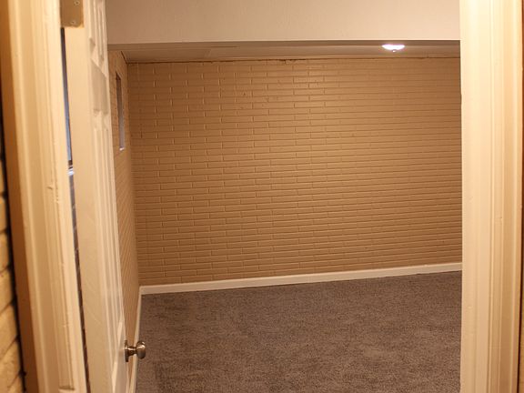 5th image of 11 Amesbury St #11
