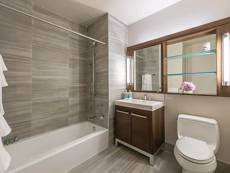 100 W 31st St #16G — Photo 5