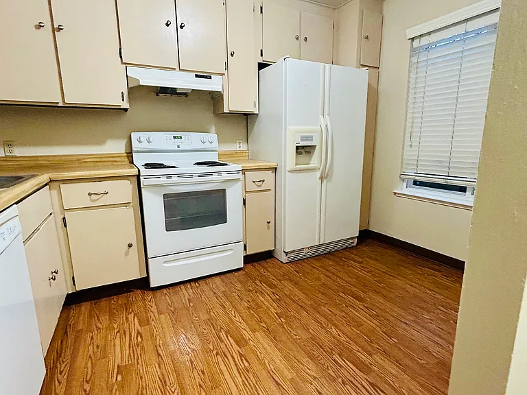 2525 Walters Way #4 — Photo 7