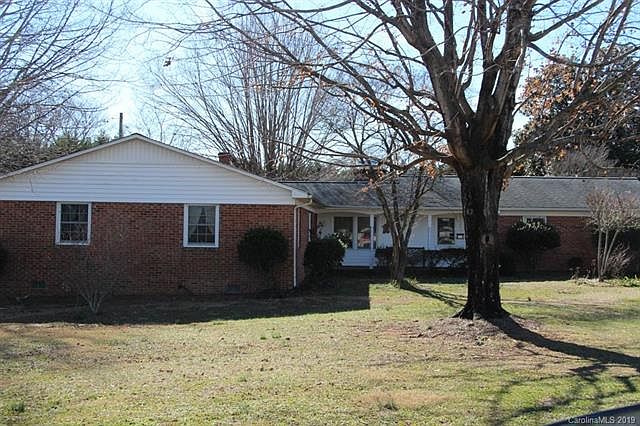 1st image of 112 E Meadowview Dr