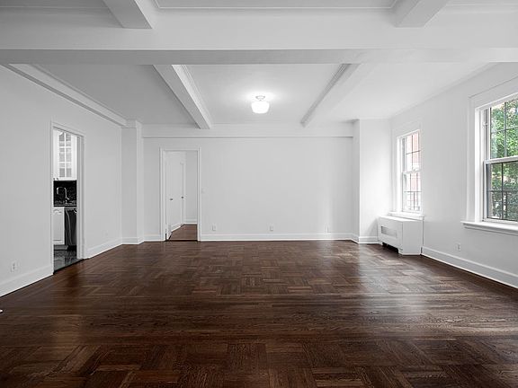 4th image of 24 5th Ave APT 315