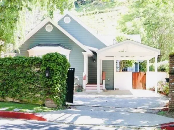 818 N Beverly Glen Blvd, Los Angeles, CA 90077