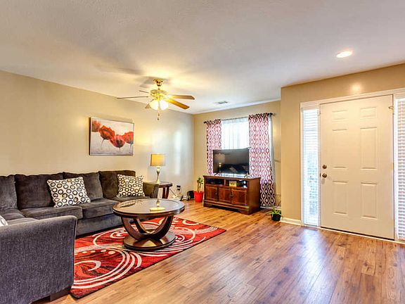 5th image of 1114 Llewellyn Ln