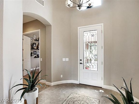 4th image of 7698 Villa Del Mar Ave