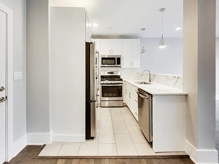 1827 Benning Rd NE #204 — Photo 7