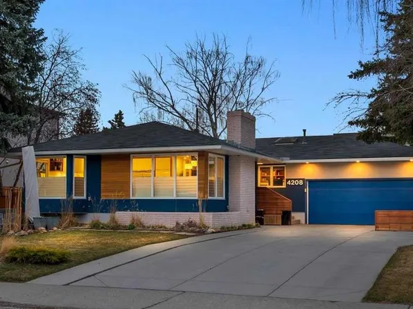 4208 W 15th St SW, Calgary, AB T2T 4A9