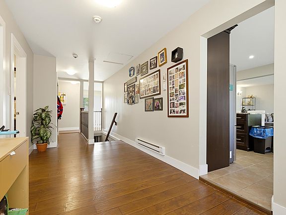 3rd image of 32736 Adams Ave