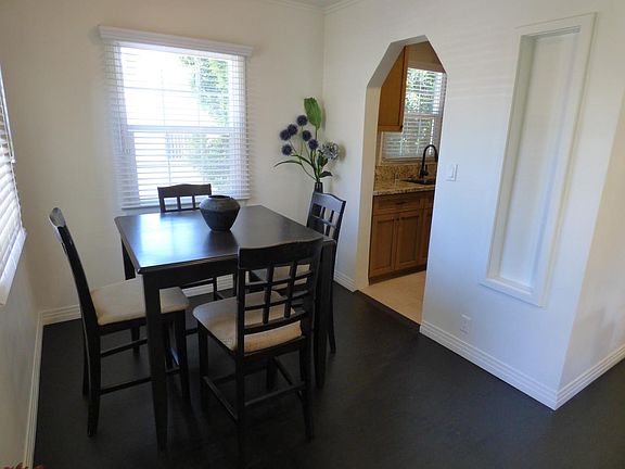 5th image of 3318 Barham Blvd