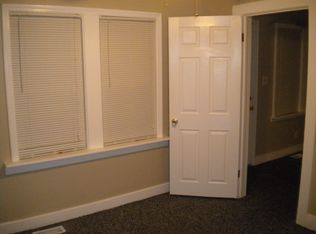 17460 Lowell St, Roseville, MI 48066