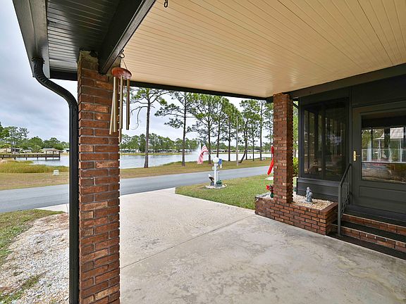 3rd image of 2822 Tara Lakes Cir