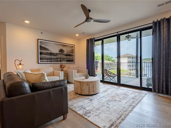 4925 Robins Cir #1A, Osage Beach, MO 65065