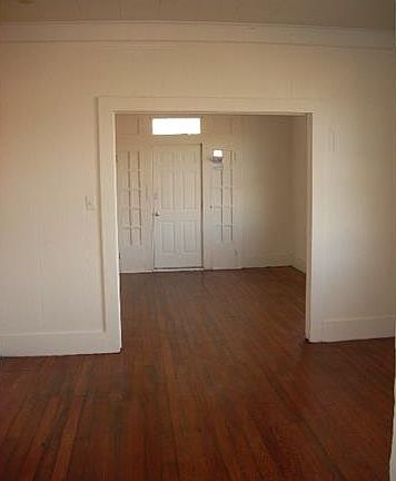 4th image of 2027 Painters St
