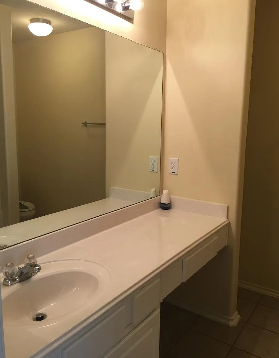 3 bed, 1407 sqft, $1,850 — Photo 4