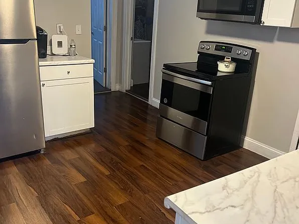 41 Park St, Woburn, MA 01801