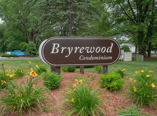 506 Twin Circle Dr #506, South Windsor, CT 06074