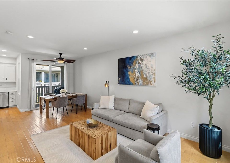 1st image of 20 Valmont Way