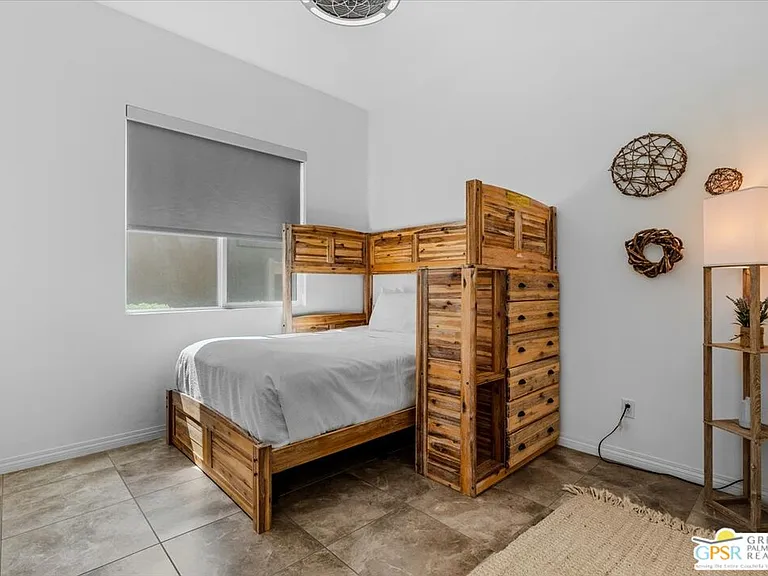67367 Zuni Ct — Photo 17