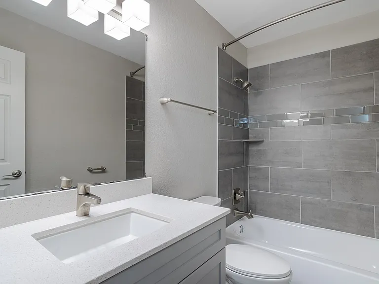 Villages at Parktown Apartment Homes — Photo 23