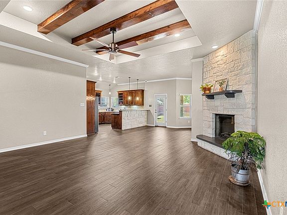 5th image of 5908 La Roea Dr