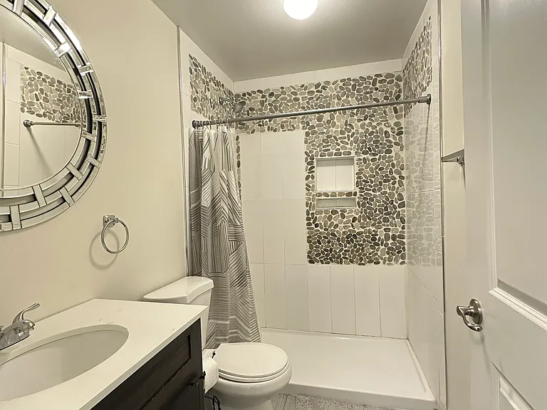 6314 Halsted Ave — Photo 15
