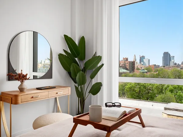 249 Willoughby Avenue image 4 of 28