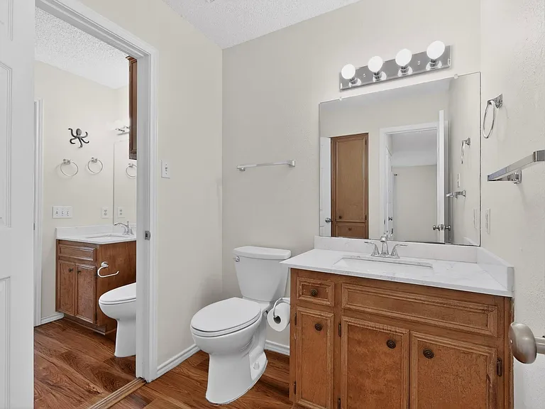 12800 Old San Antonio Rd #A — Photo 28